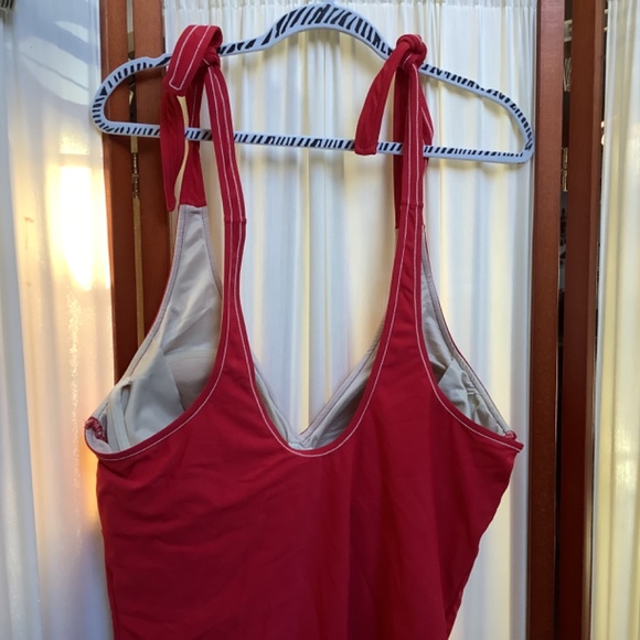 Eloquii Red Women's One Piece Swimsuit - Picture 4 of 10